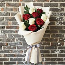 Букет цветов из:  Розы в Октябрьский Иркутской области