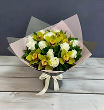 Букет цветов из:  Орхидеи и Розы в Октябрьский Иркутской области