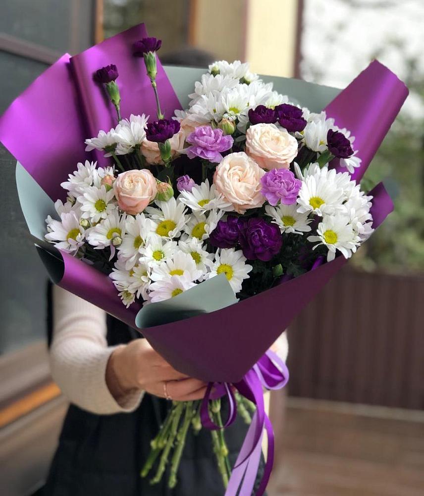 Букет цветов из: Хризантемы, Гвоздики и Розы в Октябрьский Иркутской области