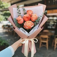 Букет цветов из:  Розы в Октябрьский Иркутской области