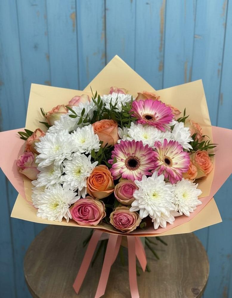 Букет цветов из: Розы, Герберы и Хризантемы в Октябрьский Иркутской области