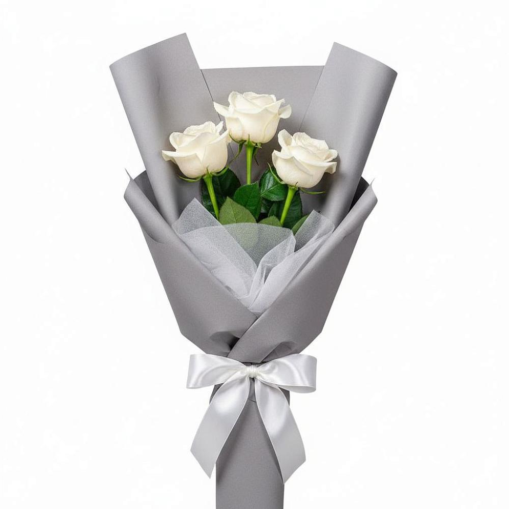 Букет 3 белые розы в Октябрьский Иркутской области