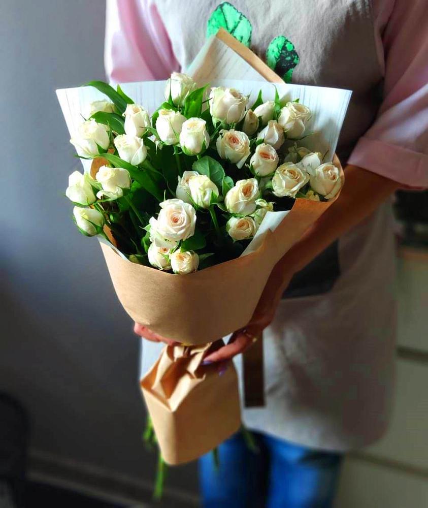 Букет цветов из: Розы в Октябрьский Иркутской области