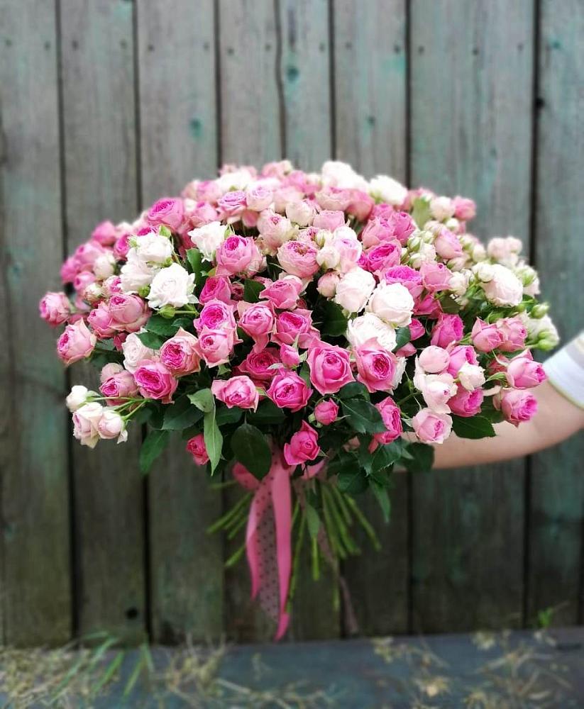 Букет Розовые кустовые розы Натали и Лав Лидия в Октябрьский Иркутской области