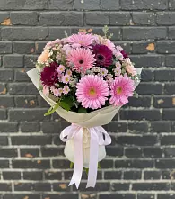Букет цветов из:  Герберы и Хризантемы в Октябрьский Иркутской области