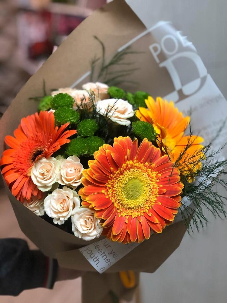 Букет цветов из: Герберы, Хризантемы и Розы в Октябрьский Иркутской области