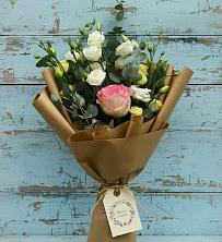 Букет цветов из:  Розы и Лизиантусы в Октябрьский Иркутской области